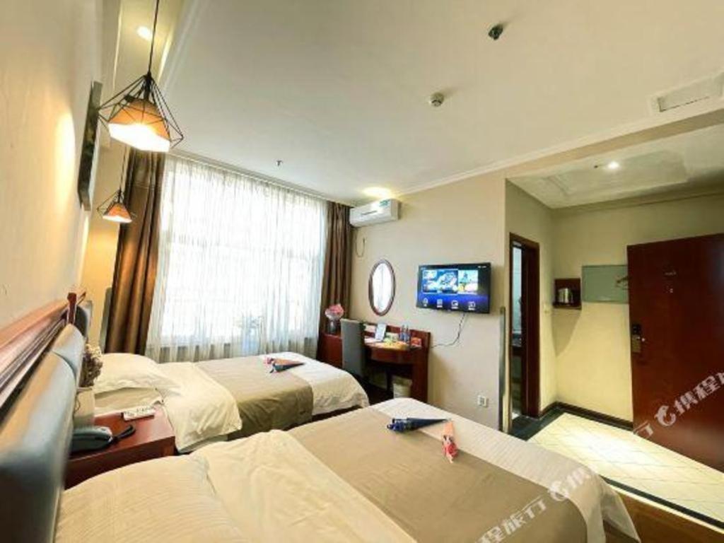 Greentree Inn Bole Wanxianghui Express Hotel Exteriér fotografie