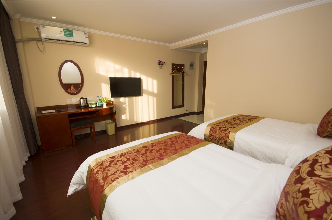 Greentree Inn Bole Wanxianghui Express Hotel Exteriér fotografie