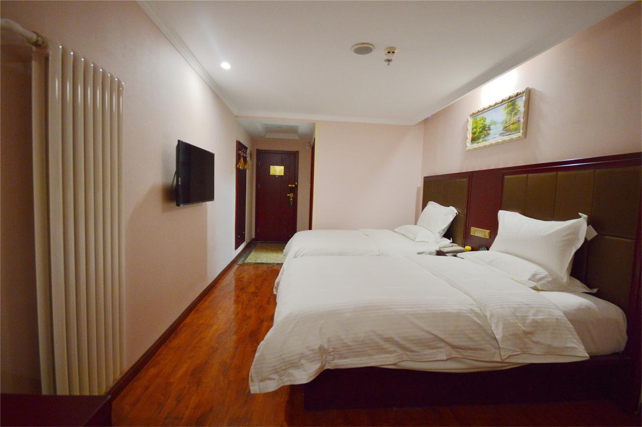 Greentree Inn Bole Wanxianghui Express Hotel Exteriér fotografie